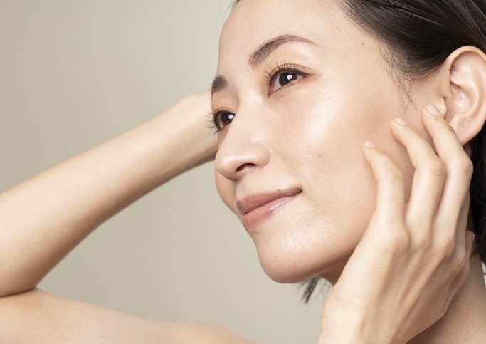 プロテーゼ手術のデメリットとは？部位別特徴解説【鼻、あご、おでこ、鼻翼基部】