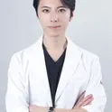 LIVIN CLINIC LIVIN CLINICの新行内 芳明医師