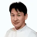 ルラ美容クリニック ルラ美容クリニック 熊本院【7月1日開院予定】の日下志 厳医師