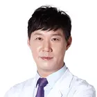 パク・ゴヌク医師