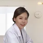 小平　亜美医師