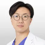 申 寿東医師