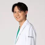 BIANCA CLINIC BIANCA表参道の雜賀 俊行医師