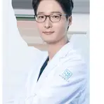 NANA（ナナ）美容外科のキム・ヒョンジュン医師