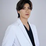 R Beauty CLINIC 銀座院の村山史朗医師