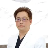 ReBeAS CLINICの清水 志乃医師