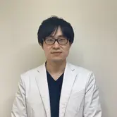 東京BELLEZZAクリニックの根本 尚久医師