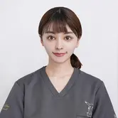 桂巻 綾乃医師