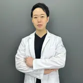 穴井　元康医師