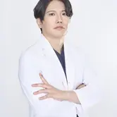 安立 弘太医師