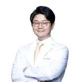 コ・グクジン医師