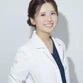 梅田 絢乃医師