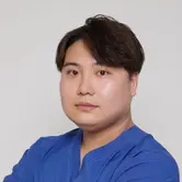 四本 竜太郎医師