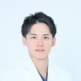 Tokyo Tensei Clinic 大阪梅田院の岩本優輝医師