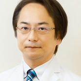 手塚 崇文医師