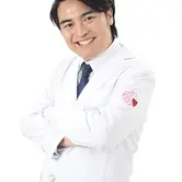 まゆりなclinic 名古屋栄の加藤 成貴医師
