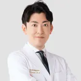 東京美容外科 新宿院の冨田 壮一医師