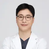 LUHO（ルホ）美容外科のパク・ジュンギュ医師