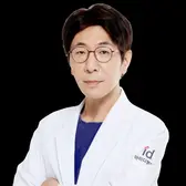 id（アイディ）美容外科のジャン･ウソク医師