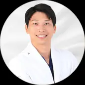 eクリニック 那覇院の山本 彬文医師