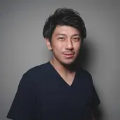 ROOTS Clinicの郭 天元医師