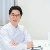 DMTC美容皮膚科 日本橋院の山中大介医師