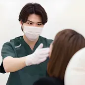 MAクリニック 心斎橋の堂脇 真音医師