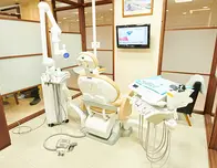 Shiny Teeth Clinic 【シャイニー ティース クリニック】