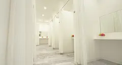 TCB東京中央美容外科 浜松院の内観写真