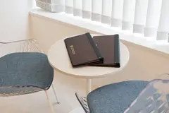 田町駅前皮膚科 Clinica Riviera Shibauraの内観写真