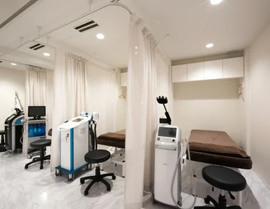 LE CLINIC