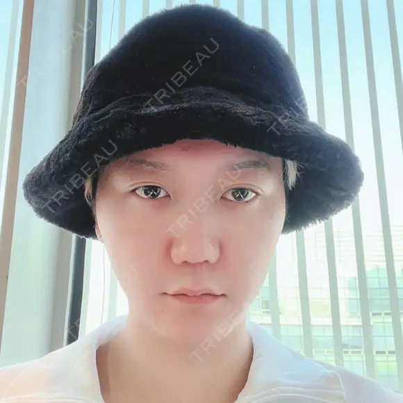 二重切開 / 目頭切開 / 眼瞼下垂（切開） / 隆鼻術 / 鼻中隔延長（切開） / 小鼻縮小（切開） / 骨切幅寄せ id（アイディ）美容外科 BEFORE メイン用